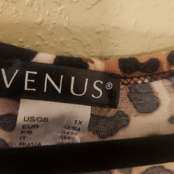 Venus brown, black and cream leopard print knot dress. Size 1X - Picture 7 of 8